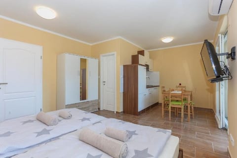 Apartments Slavko with terrace - Unit 374632-13