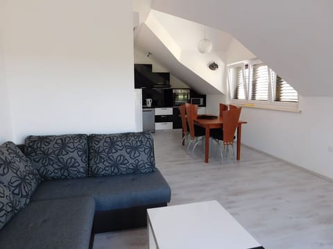 Apartments Coloured - Unit 374646-13