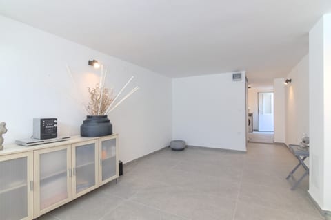 House Nika - Unit 374649-13
