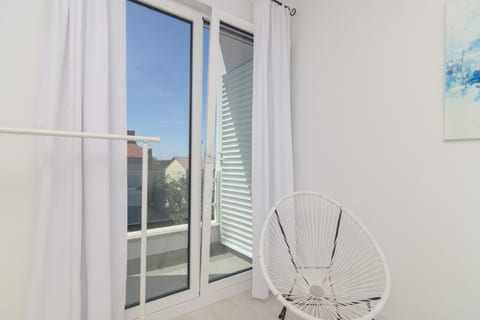 House Nika - Unit 374649-13