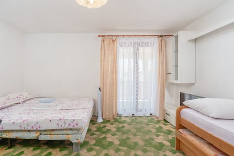 Rooms Mat - Unit 374652-13