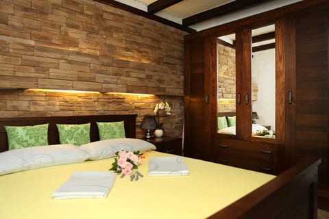 Apartments Vida with garden - Unit 374655-13