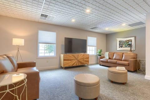 Stunning 5-bedroom Hershey retreat!
