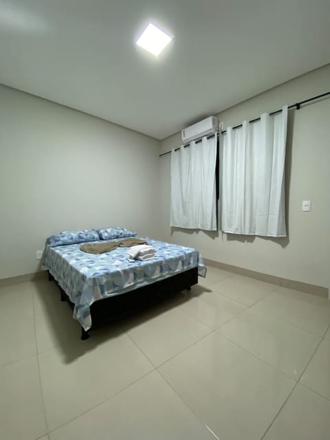 Casa Davisis 3 - Px Avenida JK - Centro de Palmas