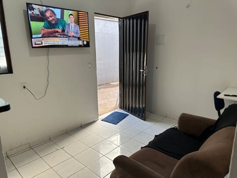 Flat Davisis 4: Rodoviária, Faculdades e Aeroporto