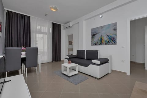 Apartment Petar - Unit 374716-13