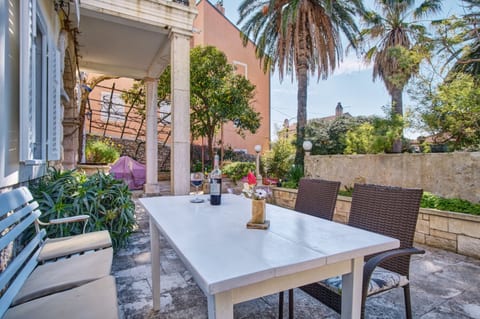 Apartments Old Sailor s House - Unit 374741-13