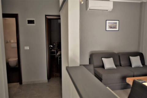 Apartments Leonard - Unit 374746-13