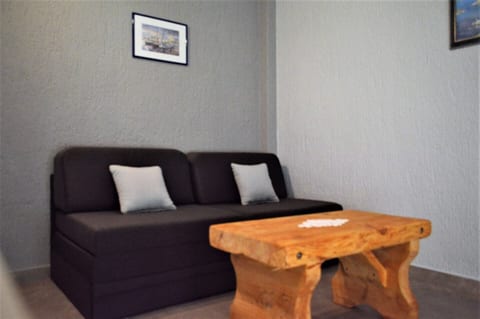 Apartments Leonard - Unit 374746-13