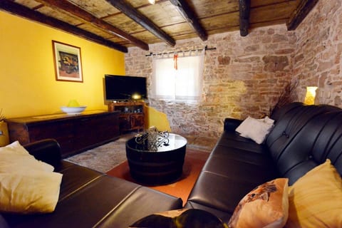 House Gurianum - Unit 374749-13