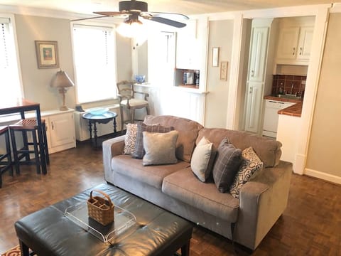 Downtown 1BR: Olympic Park/Attractions 5 Min Walk!