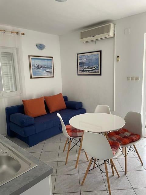Apartments Sandra - Unit 374768-13
