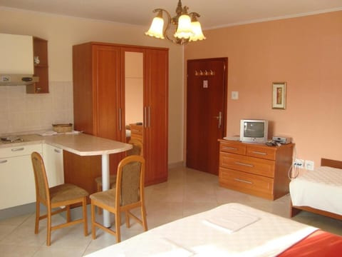 Apartment Marie - Unit 374771-13