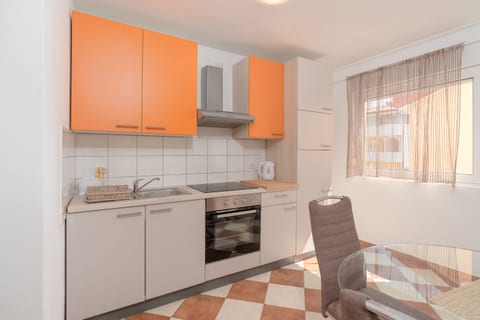 Apartments Sanja - Unit 374805-13