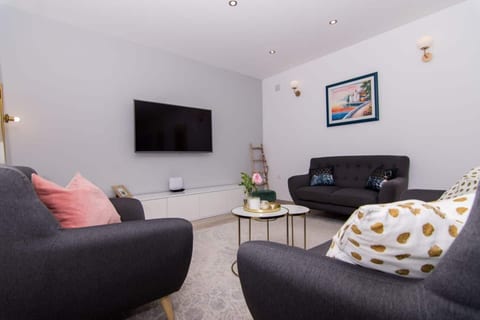 Apartment Tom - Unit 374813-13