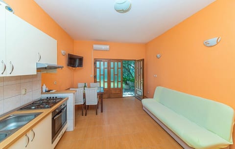 Apartments Sunny - Unit 374825-13