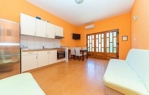 Apartments Sunny - Unit 374825-13