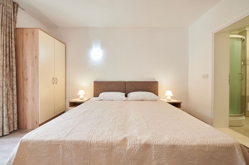 Apartments Antonia - Unit 374854-13