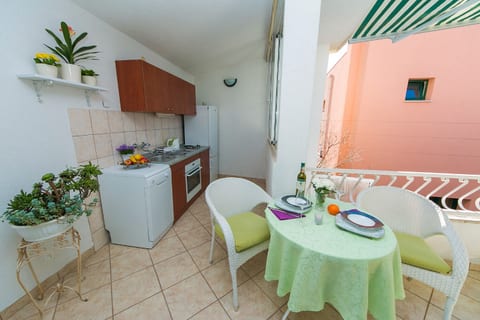 Apartments Palmina - Unit 374871-13