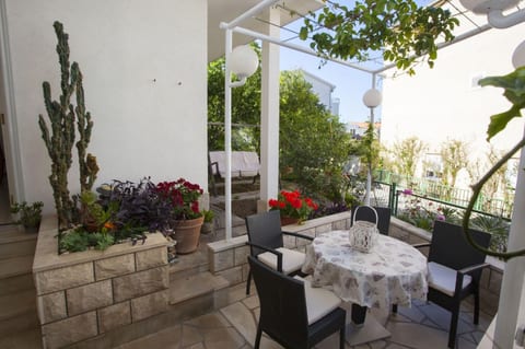 Apartments Palmina - Unit 374868-13