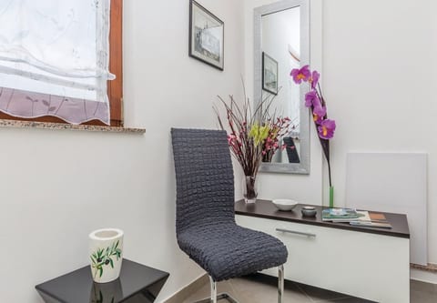 Apartments Ivni - Unit 374874-13