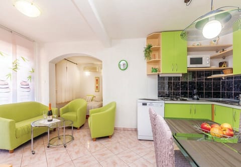 Apartments Ivni - Unit 374875-13