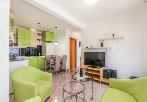 Apartments Ivni - Unit 374875-13