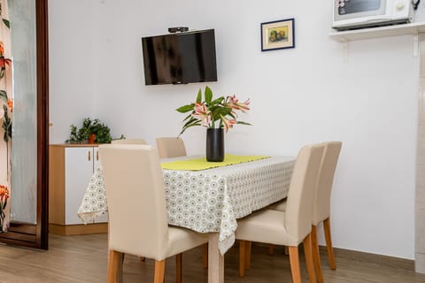 Apartments Zdenka - Unit 374880-13