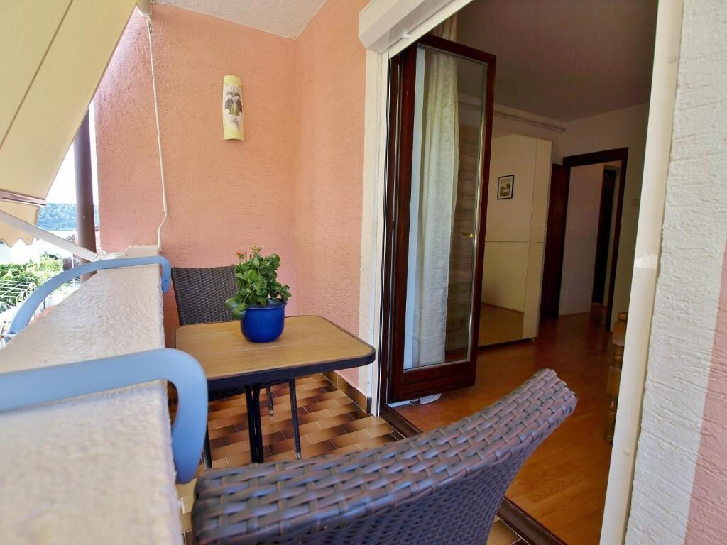 Apartments Zdenka - Unit 374881-13