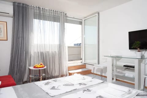 Apartment Asja - Unit 374892-13