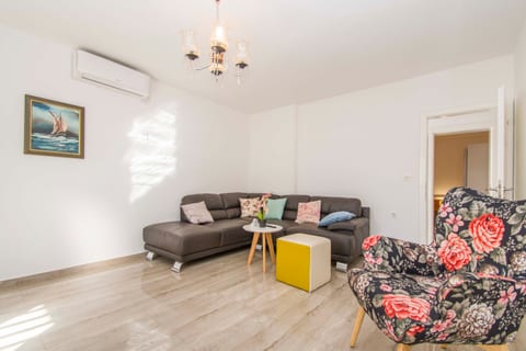 House Branka - Unit 373555-13