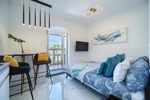Apartment Vin - Unit 374938-13