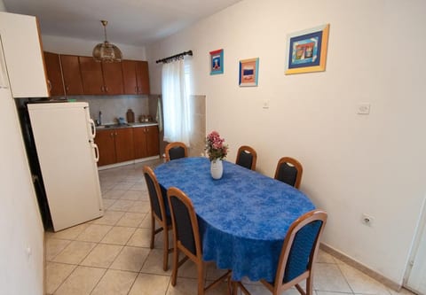 Apartment Vera - Unit 374941-13