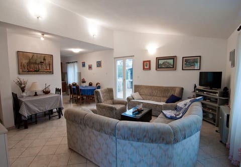Apartment Vera - Unit 374941-13