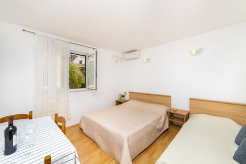 Apartments Gloria - Unit 374944-13