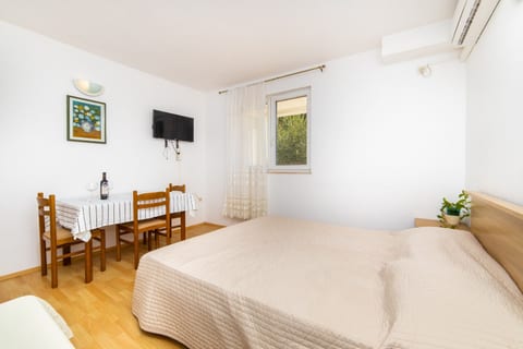 Apartments Gloria - Unit 374944-13