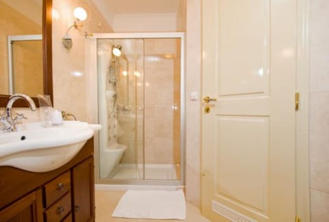 Apartments and Room Luxury dream - Unit 374976-13