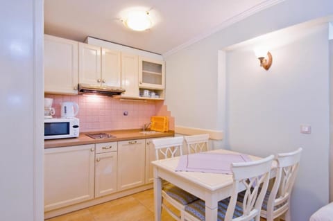 Apartments and Room Luxury dream - Unit 374980-13