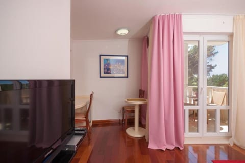 Apartments and Room Luxury dream - Unit 374985-13