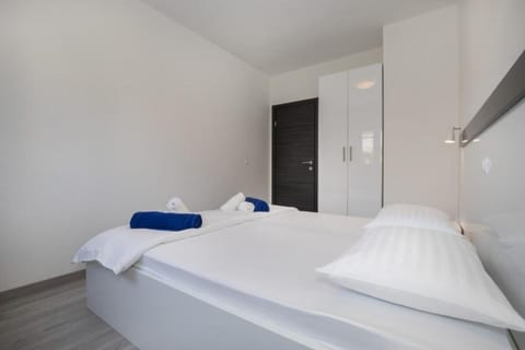 Apartments Ivan - Unit 374998-13