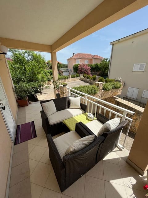 Apartment Mario 2 - Unit 375003-13