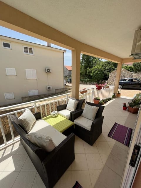 Apartment Mario 2 - Unit 375003-13
