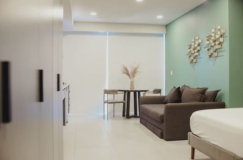 Binen 806 | No Cleaning Fee