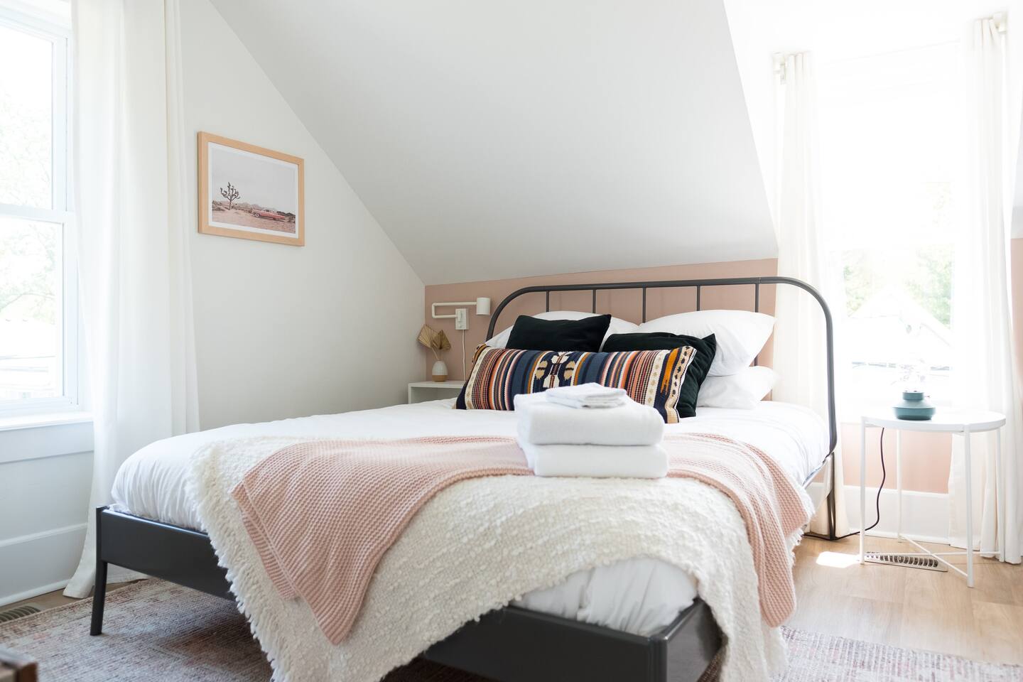 Scandi Inspired 4 Bed House (Sandbanks Pass Incl.)