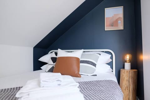 Central Location in Picton, 2 Bed, Dog Friendly