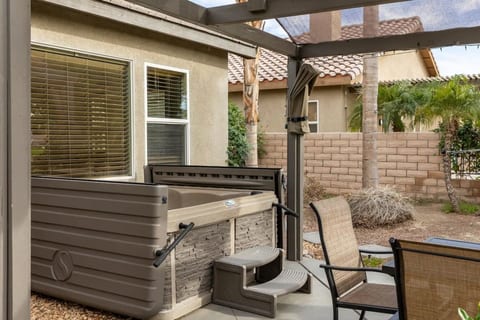 Walk to Coachella Event,3BR+1BR,Casita-Sleeps 12
