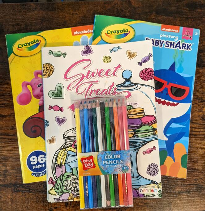 There are coloring books, colored pencils, and crayons to enjoy! (Please note they may not be these specific ones at the time of your visit) There are coloring books, colored pencils, and crayons to enjoy! (Please note they may not be these specific ones at the time of your visit) - N. Chatt Charm - 2 Bedroom - Walk to Walnut St Bridge, Coolidge Park, and the river! - Chattanooga