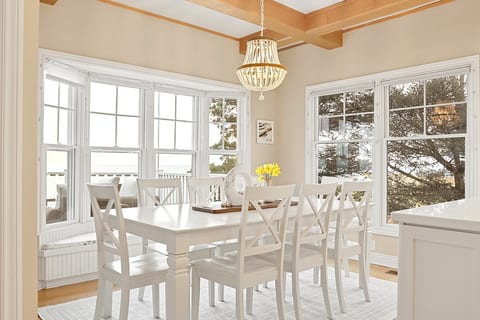 Enjoy dining for 8 while enjoying the lake views.