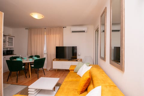 Apartments Bionda - Unit 375084-13