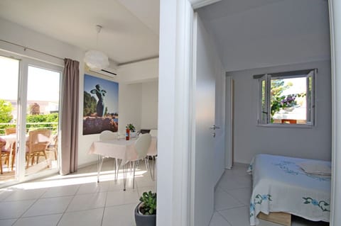 Apartments Maja - Unit 375086-13